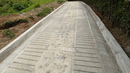 Placas huella realizadas en la vereda filo bonito en Dosquebradas