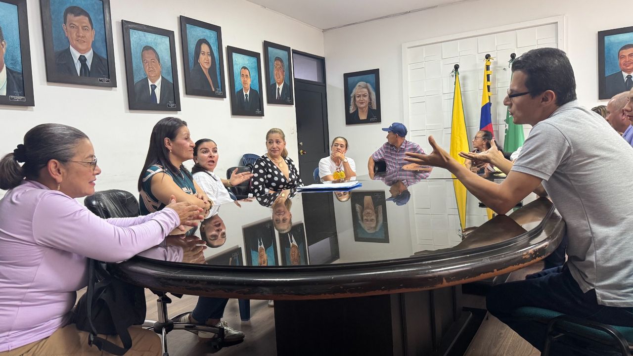 El alcalde Jiménez impulsa el desarrollo agropecuario a través de la Ley de Compras Públicas